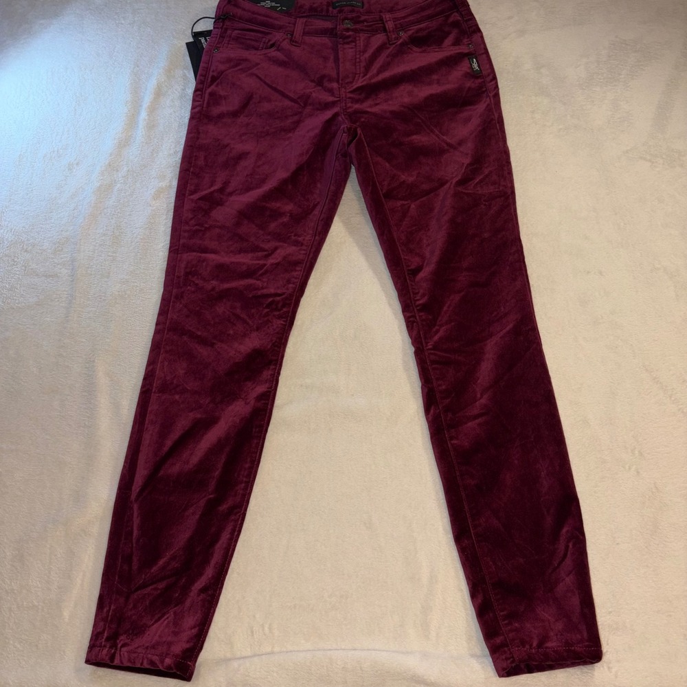 Silver Jeans Co Aiko Skinny Velvet Pants Cherry Burgundy Mid Rise W29 L29 NWT